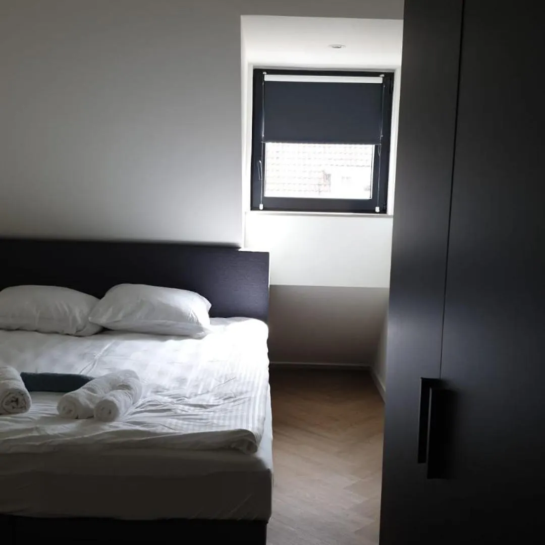 Luxeliving-Studio J Αϊντχόφεν 0*,  Ολλανδία